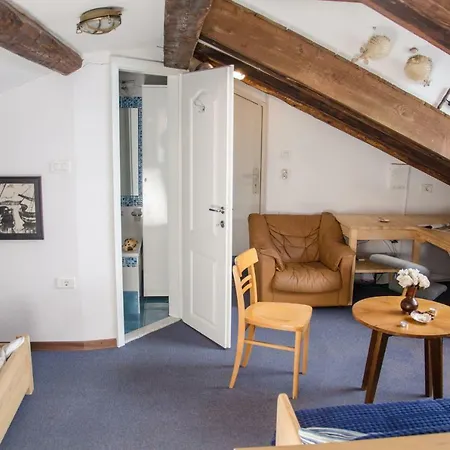 Penthouse Presernovo Nabrezje *